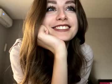 girl
        danielleba cam image #17647