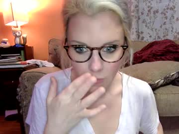 girl Steamy Cam Girls - Satisfy Your Desires! with holly_bourbon