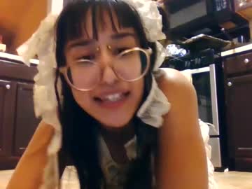 girl
        trashybuni cam image #4113