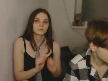 couple
        dematrix76 cam image #10242