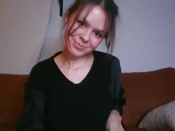 girl
        mommasita cam image #9342