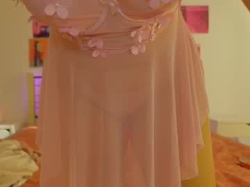 girl
        naalani cam image #3142