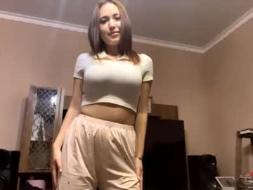 girl
        thaliakuchem cam image #21396