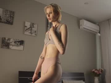 girl Steamy Cam Girls - Satisfy Your Desires! with sylvanas_wildcummer