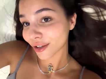 girl
        ranaeriveras cam image #18880