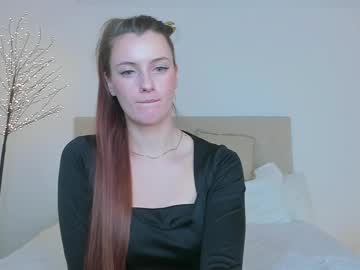 girl
        blush_flower cam image #7157