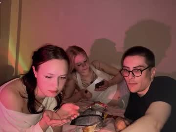 couple Steamy Cam Girls - Satisfy Your Desires! with sweetieseva