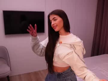 girl
        sunnyy_luxe cam image #10967