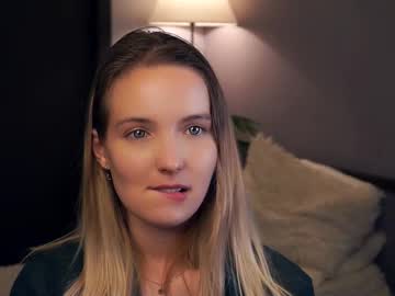 girl Steamy Cam Girls - Satisfy Your Desires! with tashinapetitto