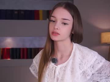 girl
        _moonlit_melody_ cam image #21901