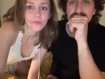 couple
        terry_and_elanor cam image #19328