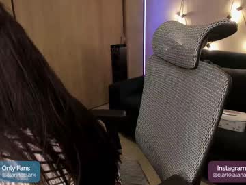 girl Steamy Cam Girls - Satisfy Your Desires! with alanna_clark