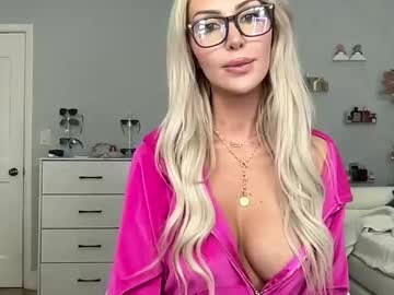 girl Steamy Cam Girls - Satisfy Your Desires! with perfecttalldoll