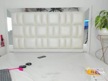 girl Steamy Cam Girls - Satisfy Your Desires! with alhana_pulidoo