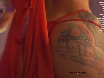 girl Steamy Cam Girls - Satisfy Your Desires! with pocahontascb