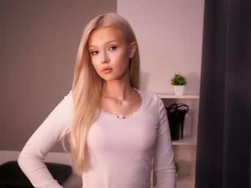 girl Steamy Cam Girls - Satisfy Your Desires! with mirianscorgie