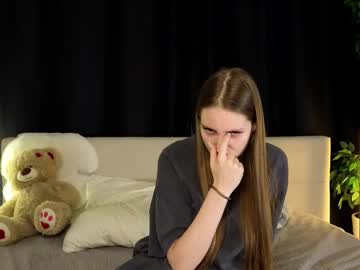 girl Steamy Cam Girls - Satisfy Your Desires! with enchanting_ella