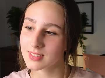 girl
        missy_pics cam image #13992