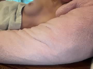 girl
        lillithgoddess cam image #8732