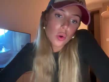 couple Steamy Cam Girls - Satisfy Your Desires! with ivyicee