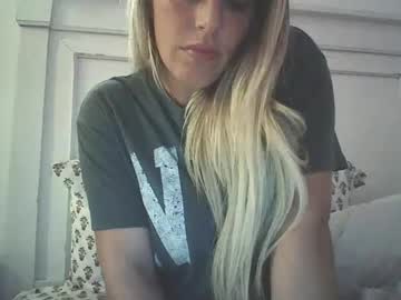 girl Steamy Cam Girls - Satisfy Your Desires! with michellee_michaels