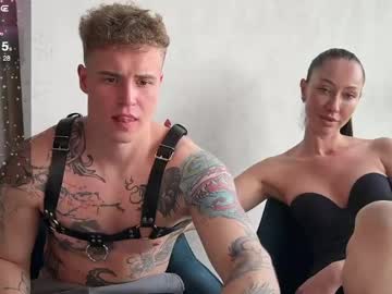 couple Steamy Cam Girls - Satisfy Your Desires! with andre_canvas