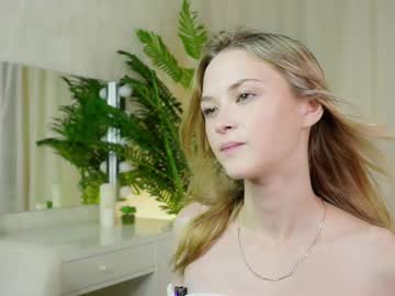 girl Steamy Cam Girls - Satisfy Your Desires! with heikereece