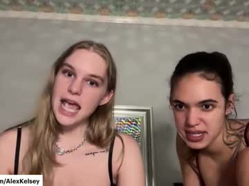 girl Steamy Cam Girls - Satisfy Your Desires! with okjas