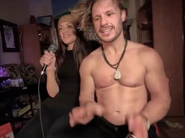 couple
        straightishd cam image #20499