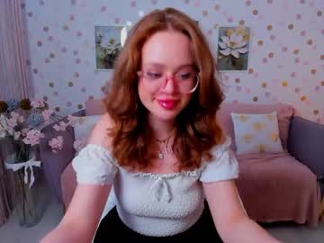 girl
        monikaharves_ cam image #11703