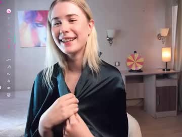 girl Steamy Cam Girls - Satisfy Your Desires! with aureliaabdula