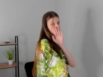 girl Steamy Cam Girls - Satisfy Your Desires! with evelyn_mitchell