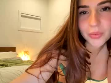 girl
        littlemissmia222 cam image #5468