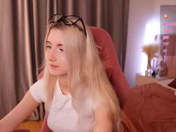 girl Steamy Cam Girls - Satisfy Your Desires! with rinrace