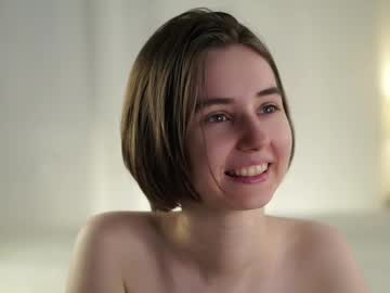 girl Steamy Cam Girls - Satisfy Your Desires! with approche_toi_petite