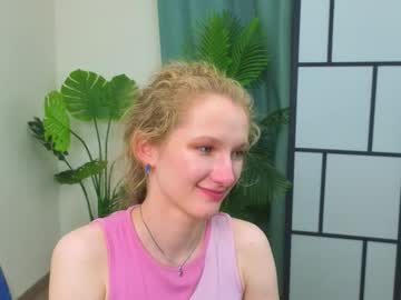 girl Steamy Cam Girls - Satisfy Your Desires! with brittnyboyden