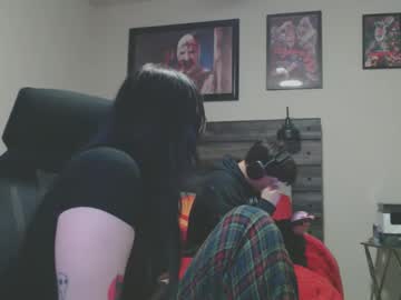 couple
        lustfullives cam image #1750