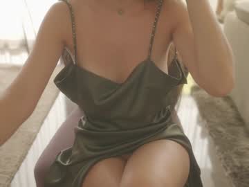 girl Steamy Cam Girls - Satisfy Your Desires! with emma_lu1