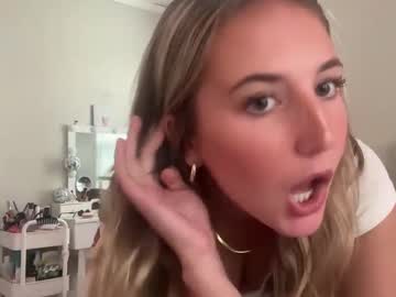 girl
        7voguevixen7 cam image #19019