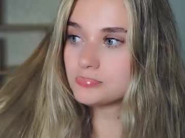 girl Steamy Cam Girls - Satisfy Your Desires! with aracelismollenhauer