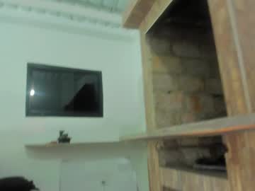 couple
        mikeandshe cam image #2793