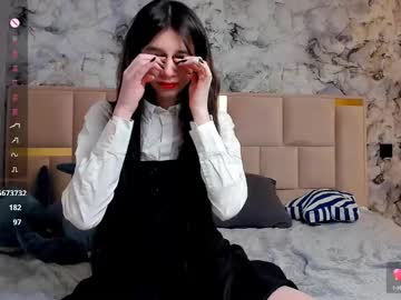 girl Steamy Cam Girls - Satisfy Your Desires! with moonlitkisss_