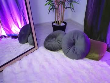 girl Steamy Cam Girls - Satisfy Your Desires! with ashley_is_heree