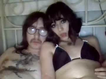 couple
        ruinedsistr cam image #19211