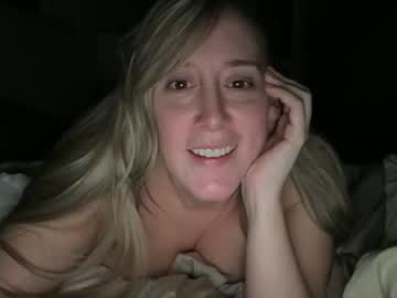 girl Steamy Cam Girls - Satisfy Your Desires! with mjqlado