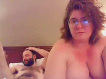 couple Steamy Cam Girls - Satisfy Your Desires! with bedbandits