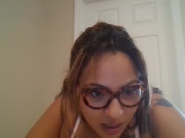 girl
        youluvkitty cam image #21826