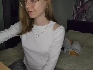 girl Steamy Cam Girls - Satisfy Your Desires! with lowress