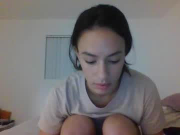 girl
        lovelylovelybrooke cam image #7538