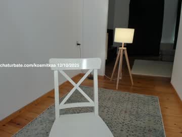 girl
        kosmitkaa cam image #18875